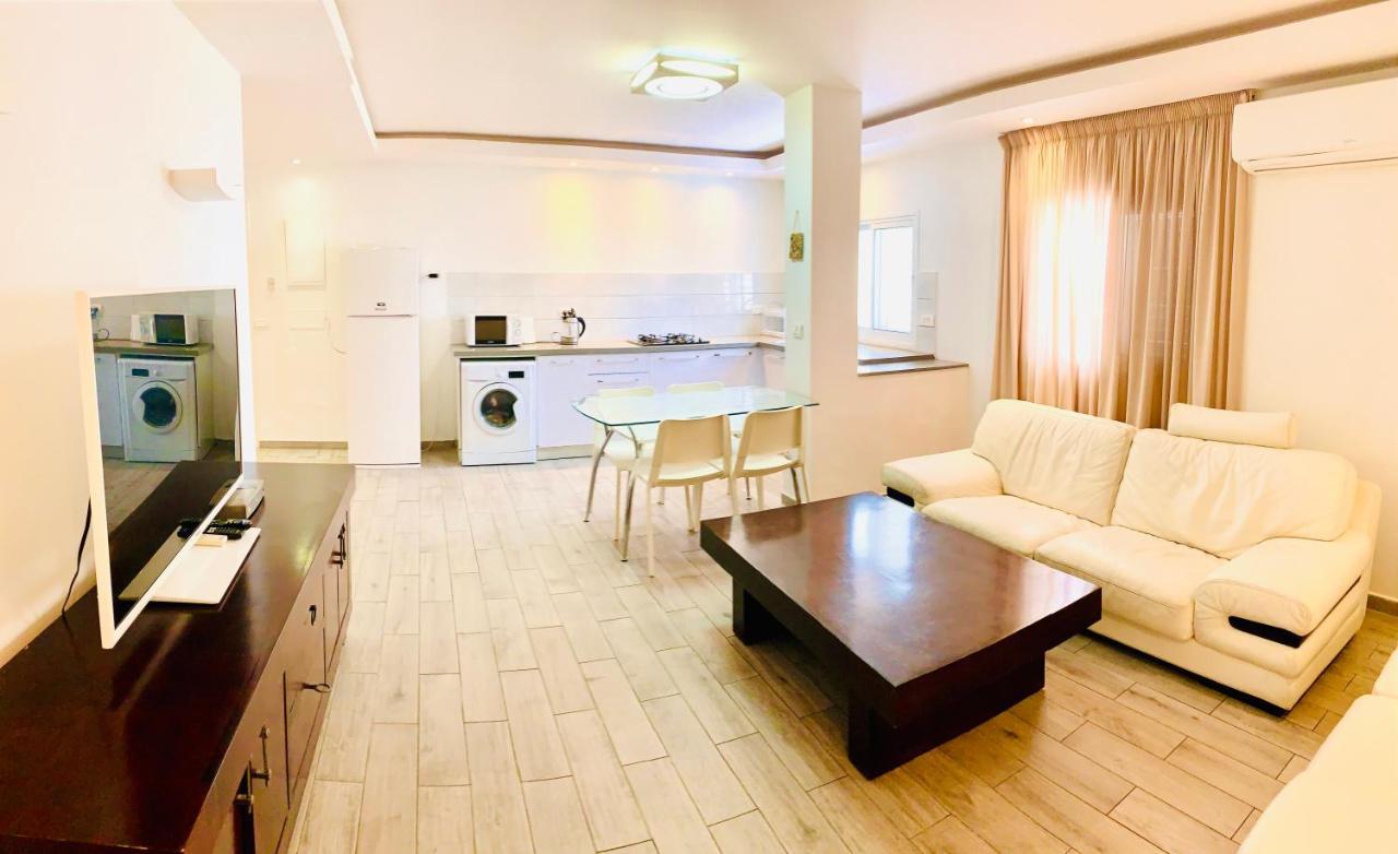 Royal Lea Apartmens Netanya Bagian luar foto