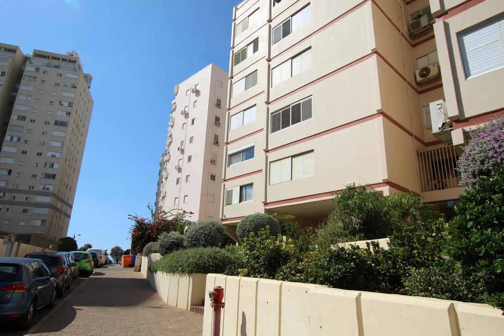 Royal Lea Apartmens Netanya Bagian luar foto